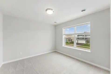 1102 Annagaire Curve Rosemount MN 55068