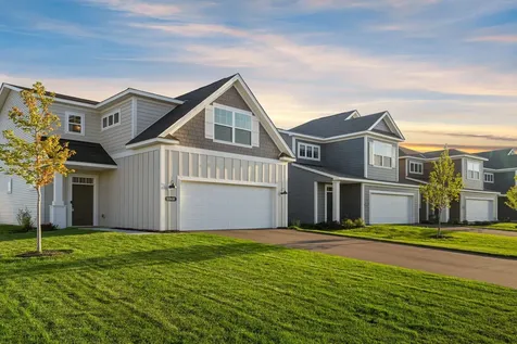 1102 Annagaire Curve Rosemount MN 55068