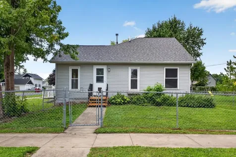 17 2nd Street NE Kasson MN 55944