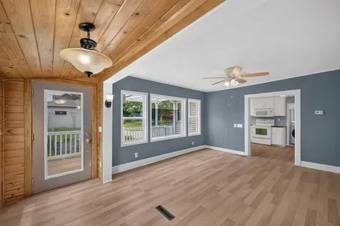 17 2nd Street NE Kasson MN 55944