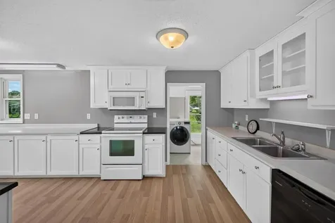 17 2nd Street NE Kasson MN 55944