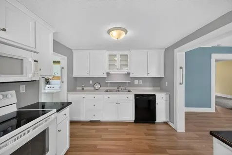 17 2nd Street NE Kasson MN 55944