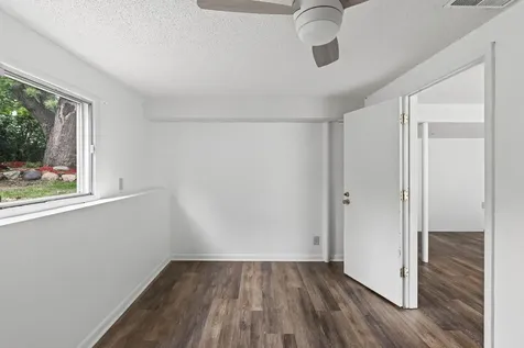 3750 Conroy Trail E Inver Grove Heights MN 55076