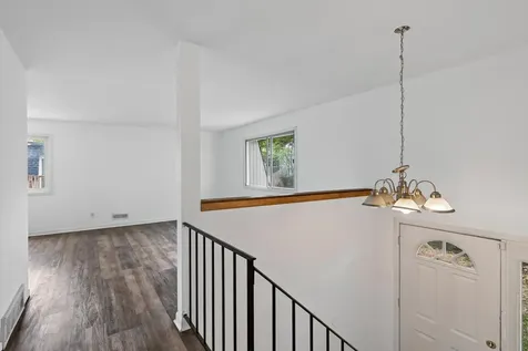 3750 Conroy Trail E Inver Grove Heights MN 55076