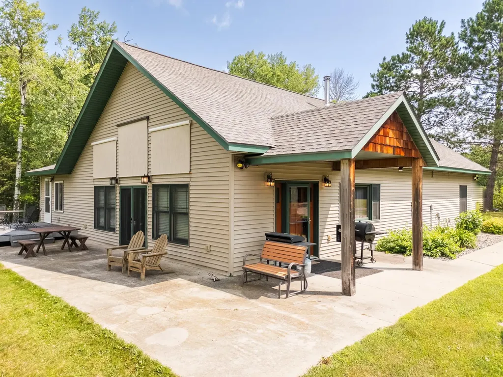 52671 Becker Road Bigfork MN 56628