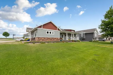 1700 Wood Duck Street Saint Peter MN 56082