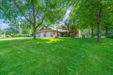 3123 Crestwood Drive NE Alexandria MN 56308