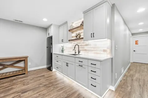 3123 Crestwood Drive NE Alexandria MN 56308