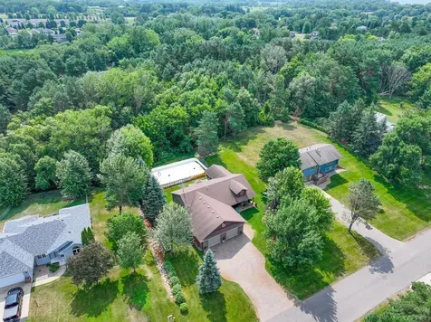 3123 Crestwood Drive NE Alexandria MN 56308