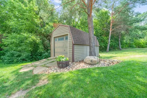 3123 Crestwood Drive NE Alexandria MN 56308
