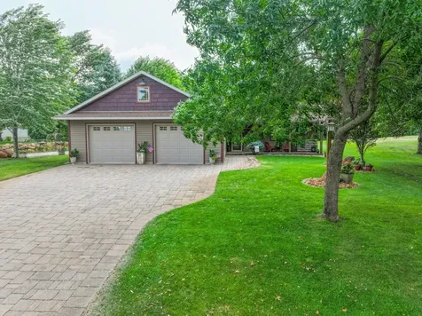 3123 Crestwood Drive NE Alexandria MN 56308