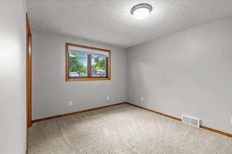 14366 Europa Avenue Apple Valley MN 55124
