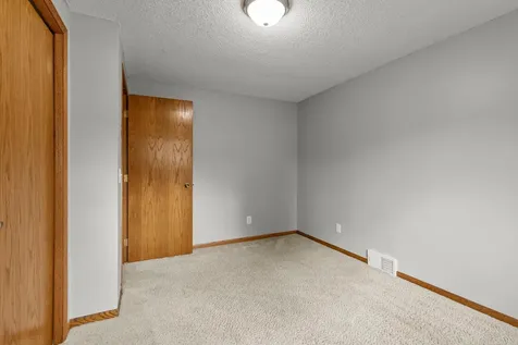 14366 Europa Avenue Apple Valley MN 55124