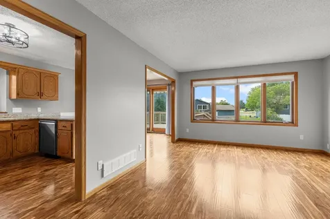 14366 Europa Avenue Apple Valley MN 55124