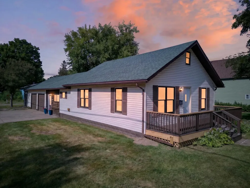 201 4th Street NE Crosby MN 56441