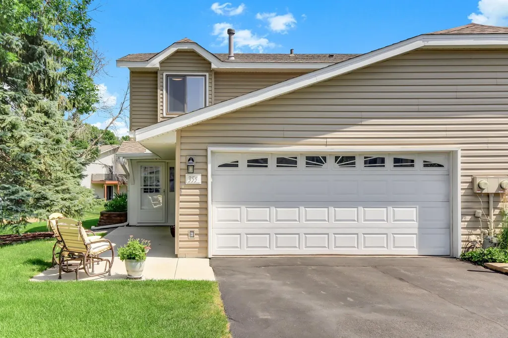 355 95th Lane NE Blaine MN 55434