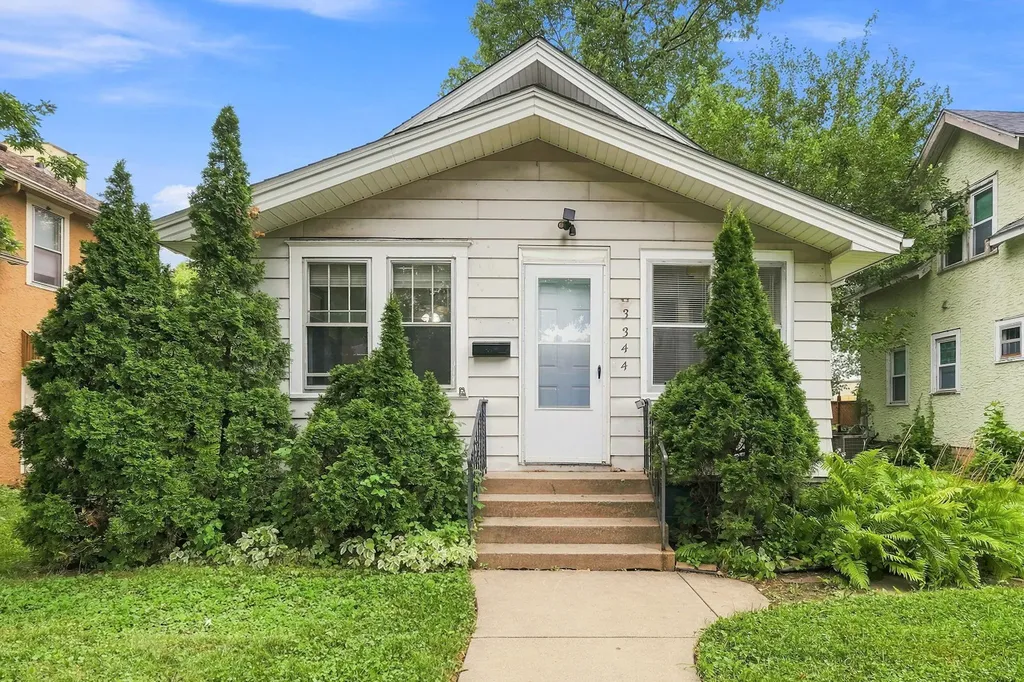 3344 Snelling Avenue Minneapolis MN 55406
