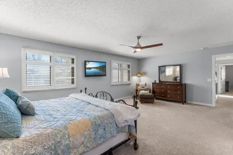 5550 Bimini Drive Minnetonka MN 55343