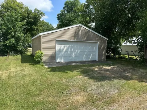 305 Arnold Avenue S Thief River Falls MN 56701