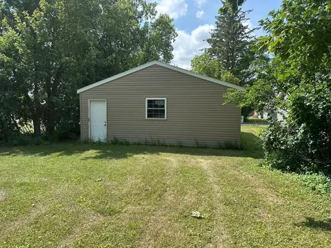 305 Arnold Avenue S Thief River Falls MN 56701