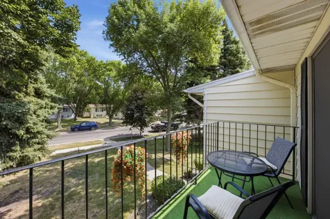 3306 2nd Street N Fargo ND 58102