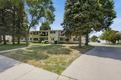 3306 2nd Street N Fargo ND 58102