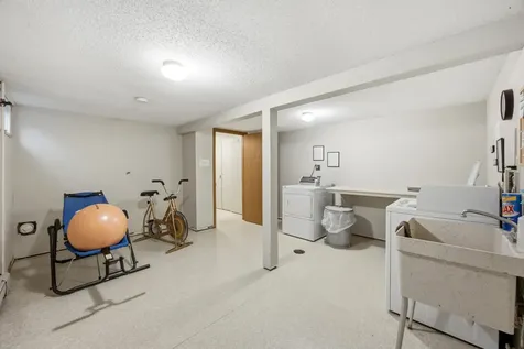 3306 2nd Street N Fargo ND 58102