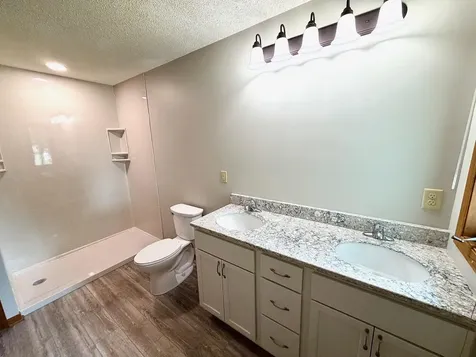 305 W 3rd Street Winthrop MN 55396
