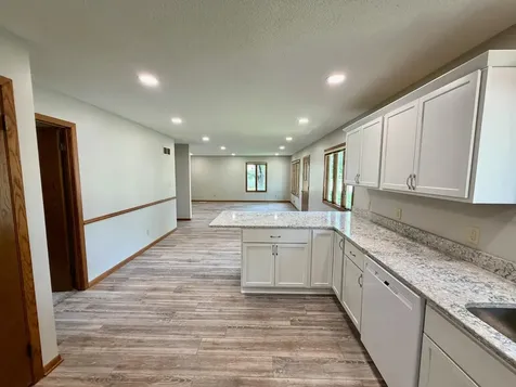 305 W 3rd Street Winthrop MN 55396