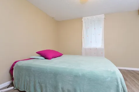 8141 13th Avenue S Bloomington MN 55425