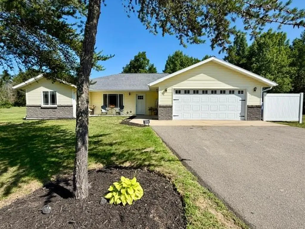 4437 Scotchpine Court NW Bemidji MN 56601
