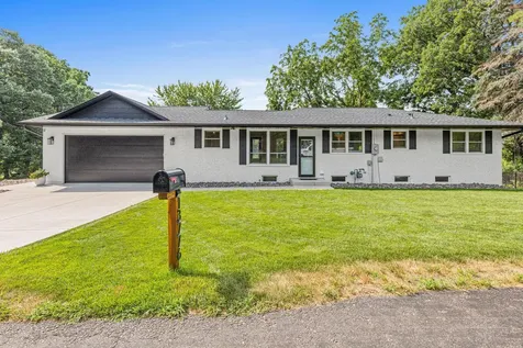 13776 189th Avenue NW Elk River MN 55330