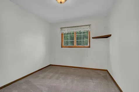 343 Pondview Lane Saint Joseph MN 56374