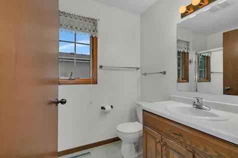 343 Pondview Lane Saint Joseph MN 56374