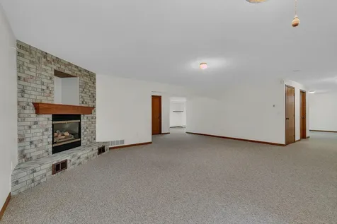 343 Pondview Lane Saint Joseph MN 56374
