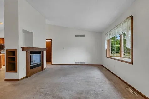 343 Pondview Lane Saint Joseph MN 56374