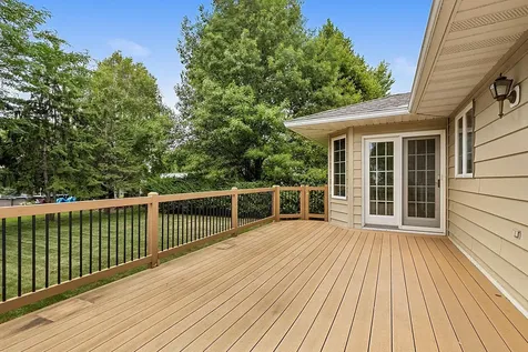 343 Pondview Lane Saint Joseph MN 56374