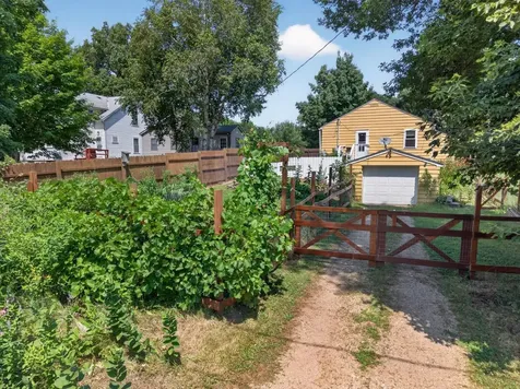 319 W Douglas Avenue Fergus Falls MN 56537