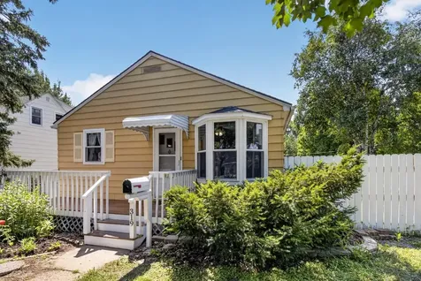 319 W Douglas Avenue Fergus Falls MN 56537