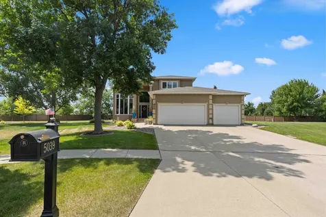 5039 Rose Creek Parkway S Fargo ND 58104