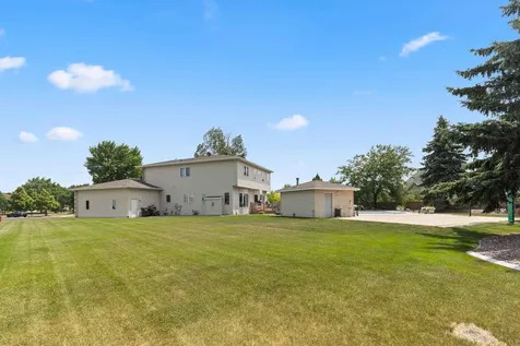 5039 Rose Creek Parkway S Fargo ND 58104