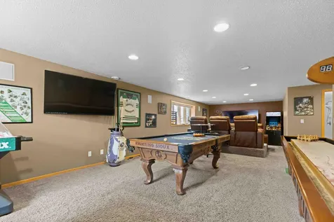 5039 Rose Creek Parkway S Fargo ND 58104