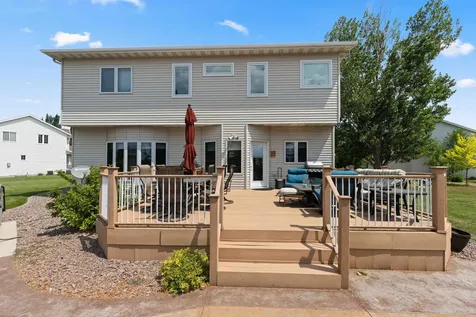 5039 Rose Creek Parkway S Fargo ND 58104