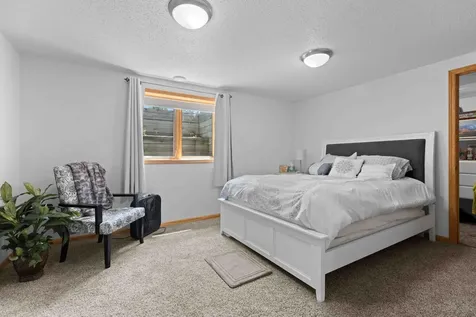 5039 Rose Creek Parkway S Fargo ND 58104