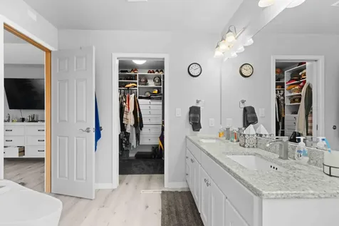 5039 Rose Creek Parkway S Fargo ND 58104