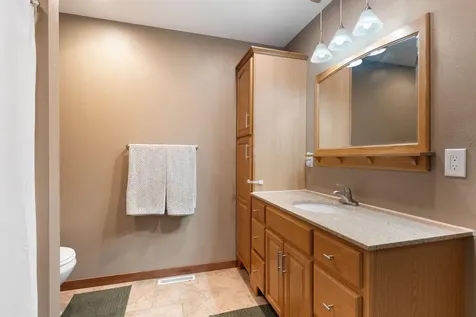 2040 Greenwood Drive Owatonna MN 55060