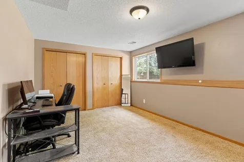 2040 Greenwood Drive Owatonna MN 55060