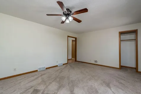 1511 Beaver Avenue Mankato MN 56001