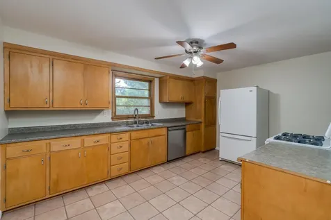 1511 Beaver Avenue Mankato MN 56001