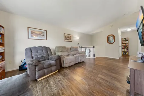 2206 W Hill Street Faribault MN 55021
